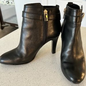 Tory Burch Leather Ankle Boots, black, size 6